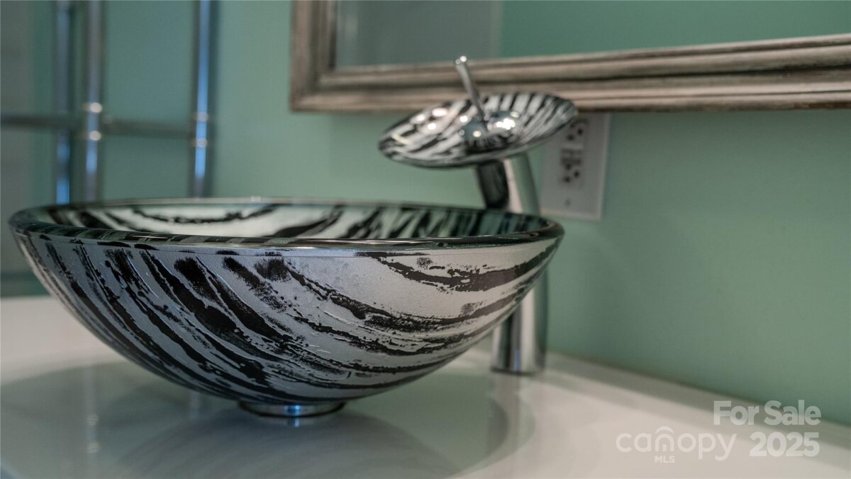 Flat Rock 14 4314618n