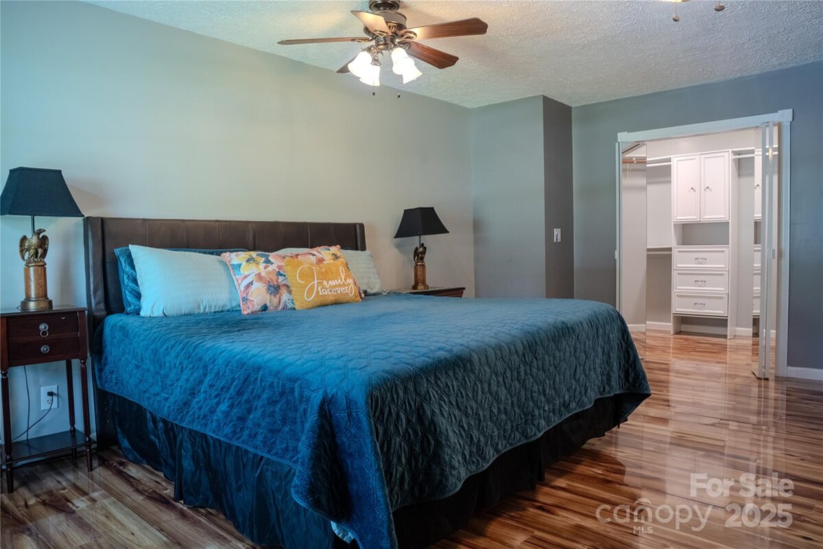 Flat Rock 22 4314618v