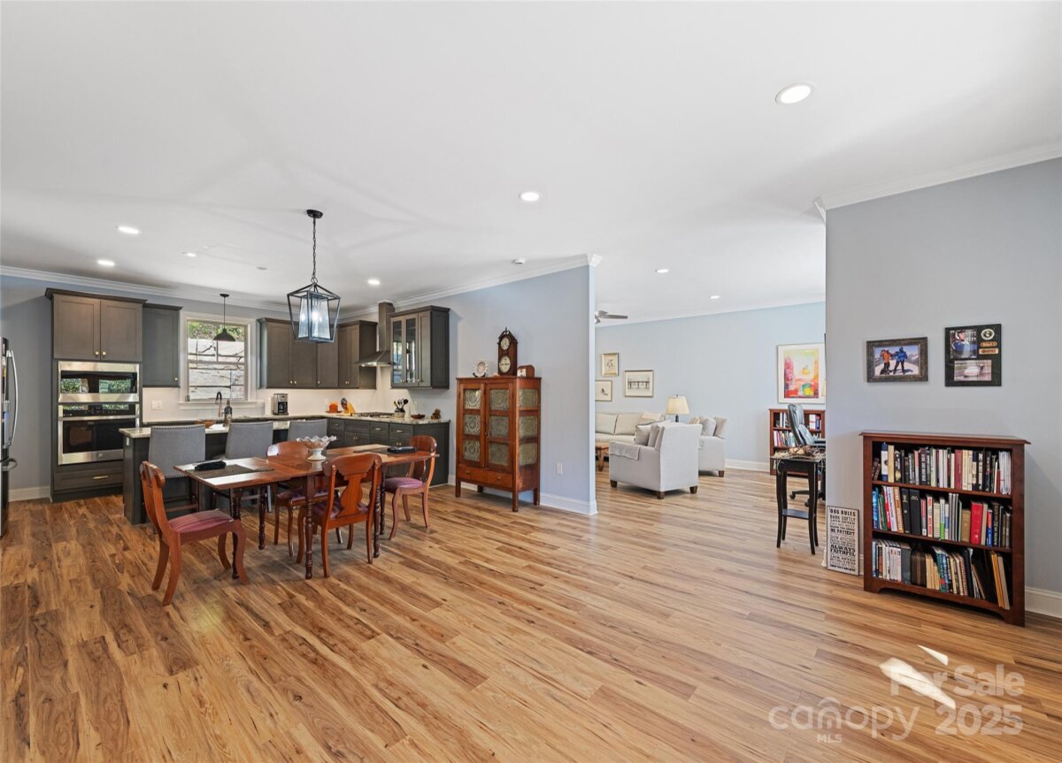 Waynesville 6 4314624f