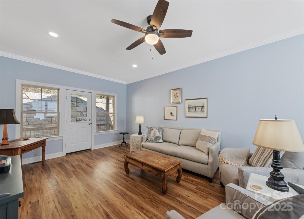 Waynesville 11 4314624k