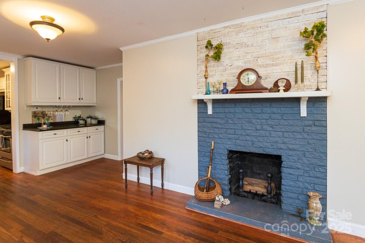 Haw Creek 7 4314675g