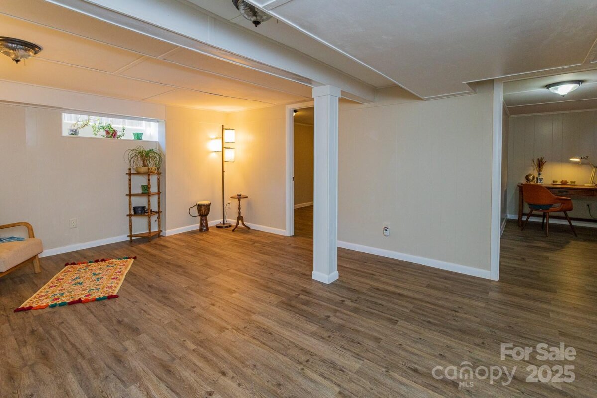 Haw Creek 26 4314675z