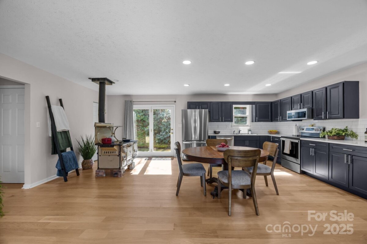 Fairview 11 4314737g