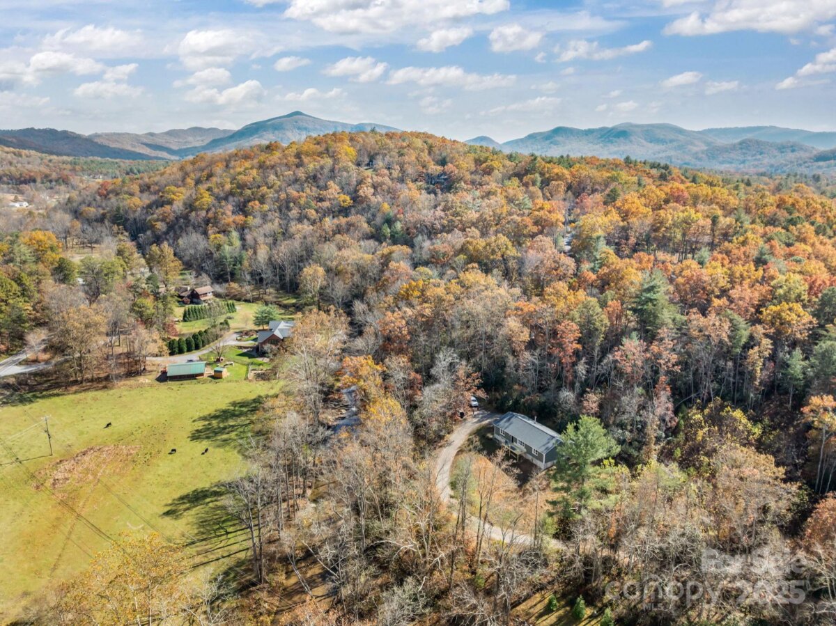 Fairview 22 4314737r