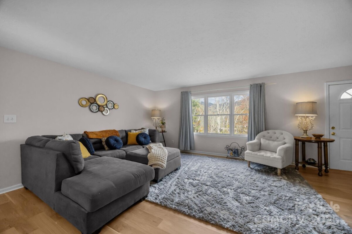 Fairview 24 4314737t