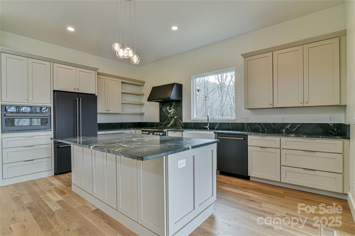 Fairview 10 4314863f