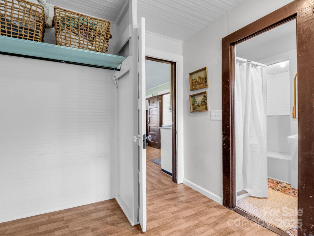 Flat Rock 12 4315259l