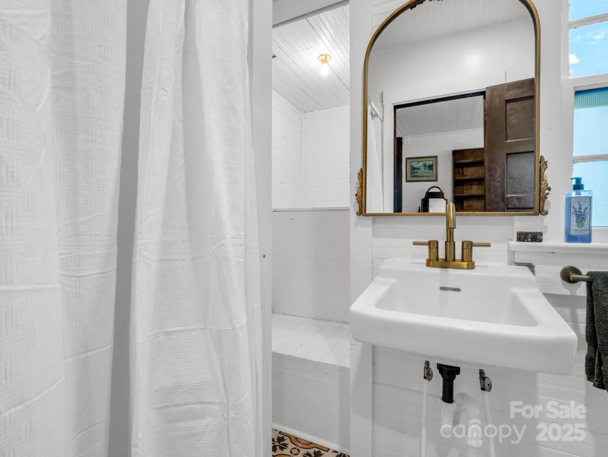 Flat Rock 14 4315259n