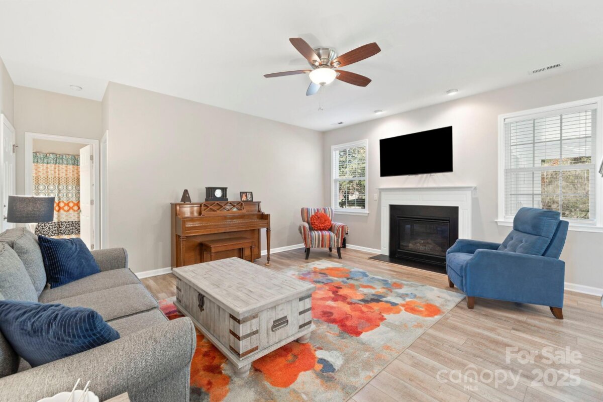 Fletcher 23 4315295w