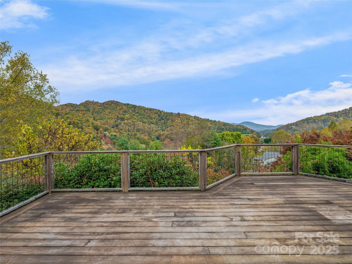 Weaverville 10 4315320j