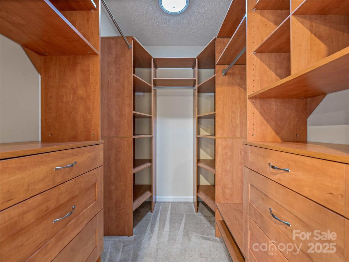 Weaverville 25 4315320y