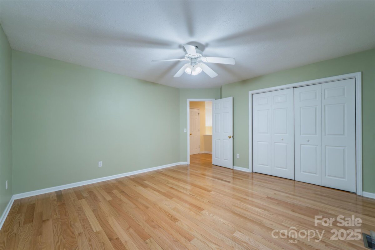 Leicester 13 4315428m