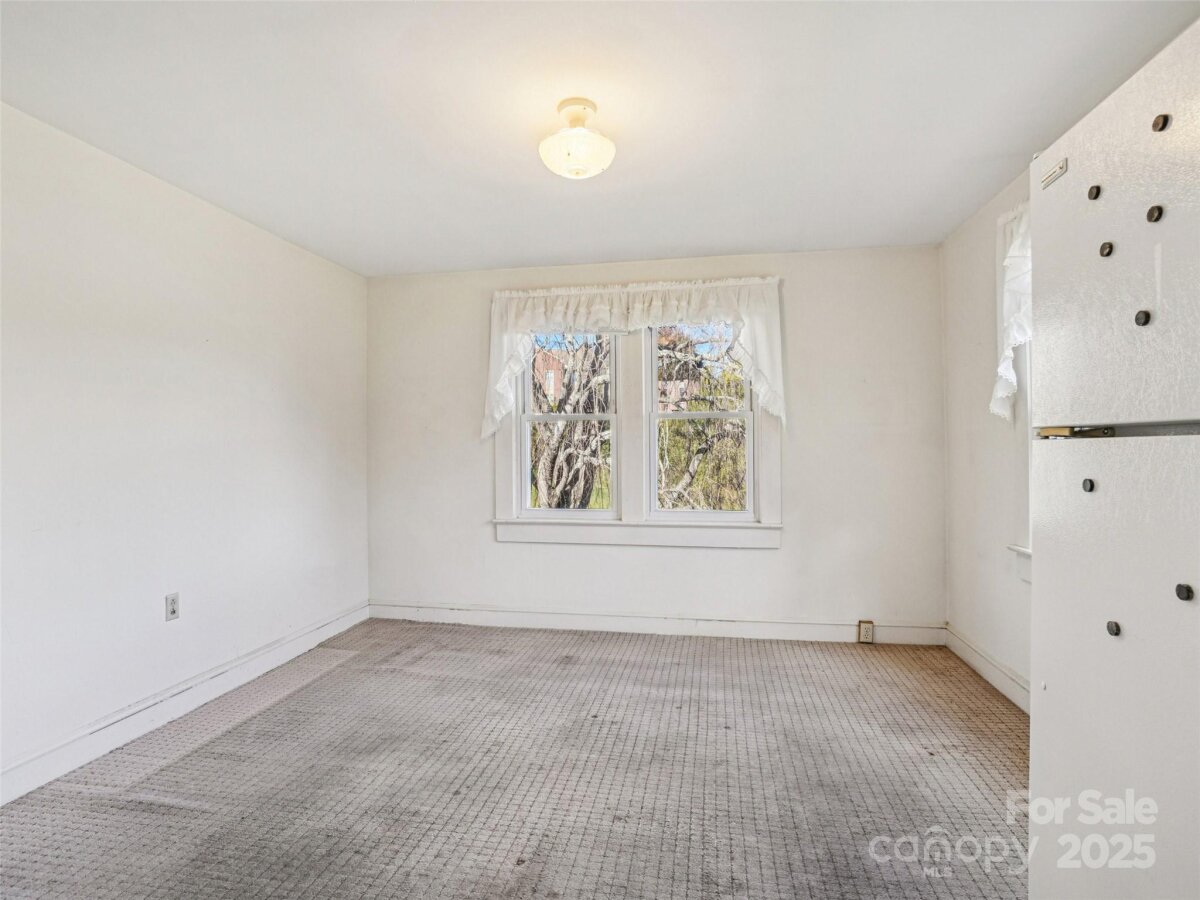 Mars Hill 12 4315536l