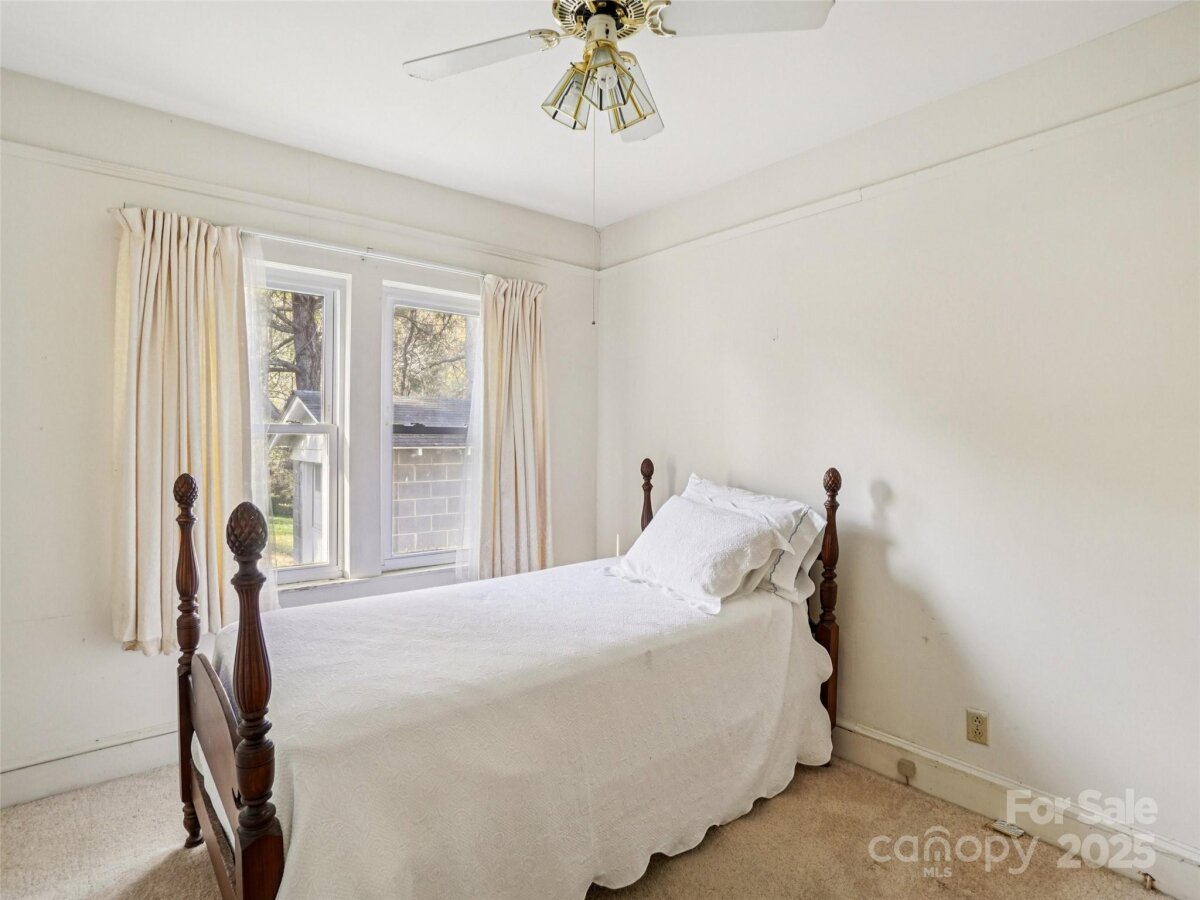 Mars Hill 21 4315536u