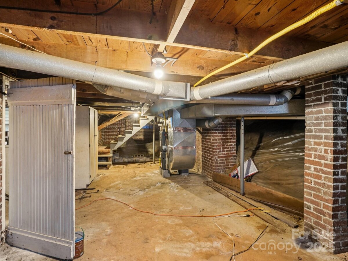 Mars Hill 25 4315536y