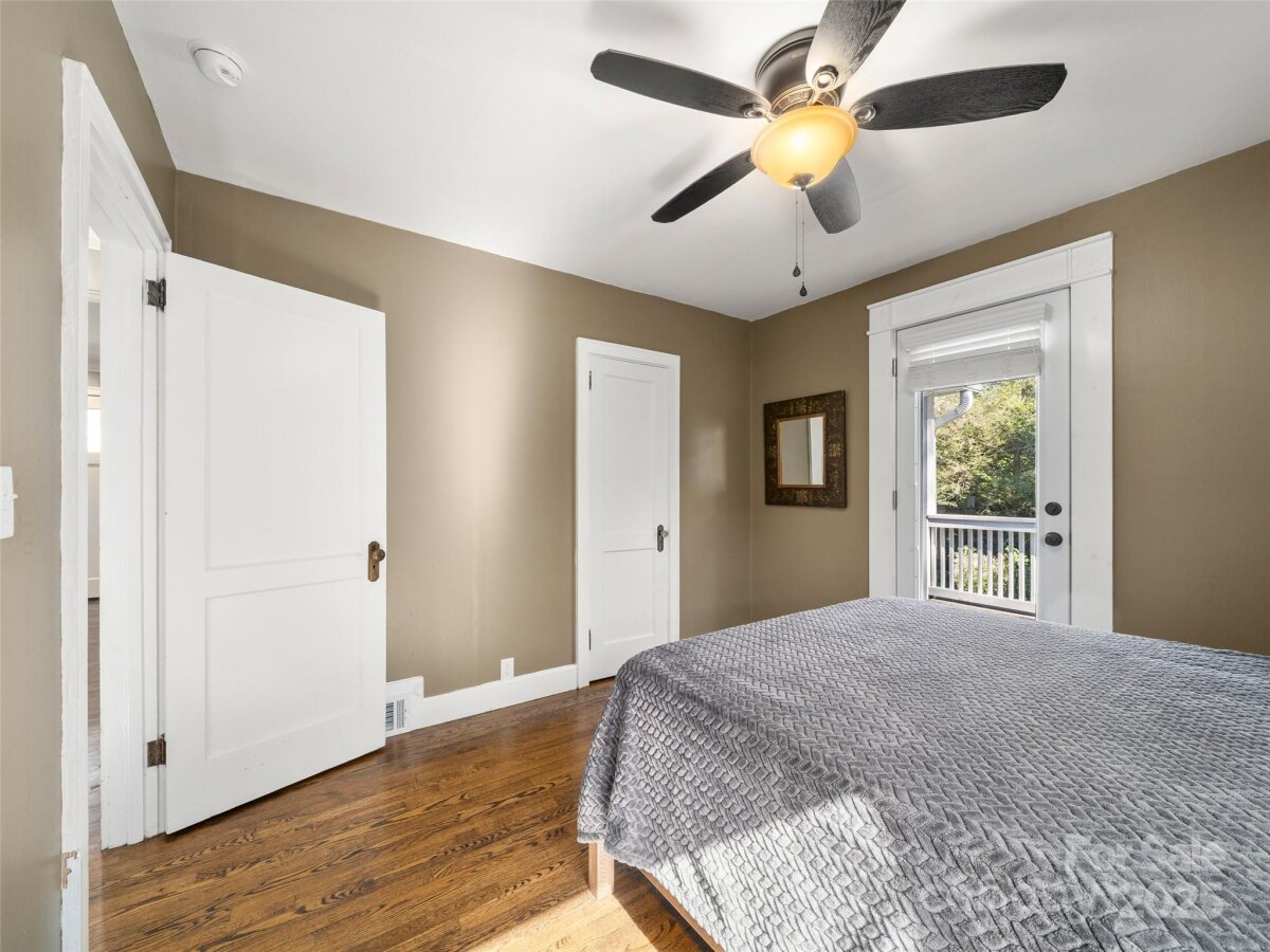 Kenilworth 17 4315937q