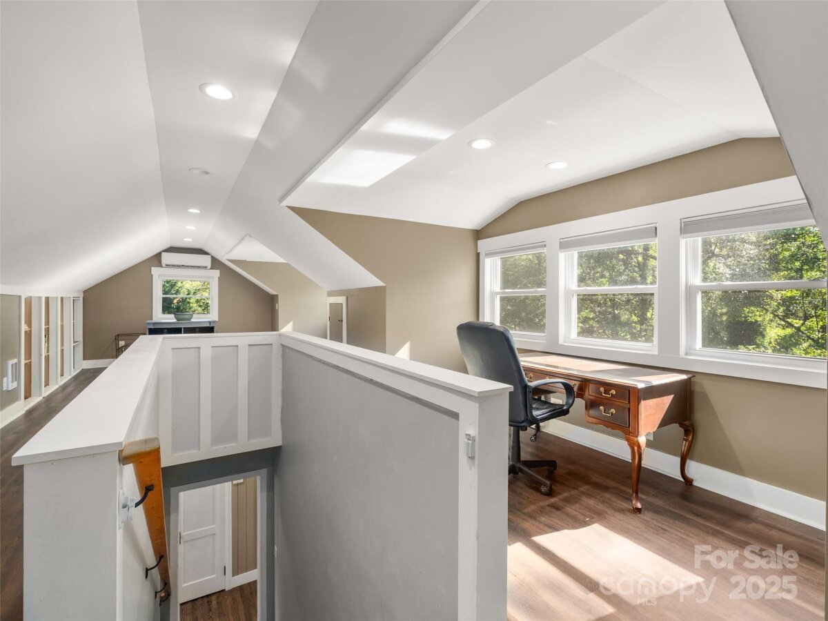 Kenilworth 23 4315937w