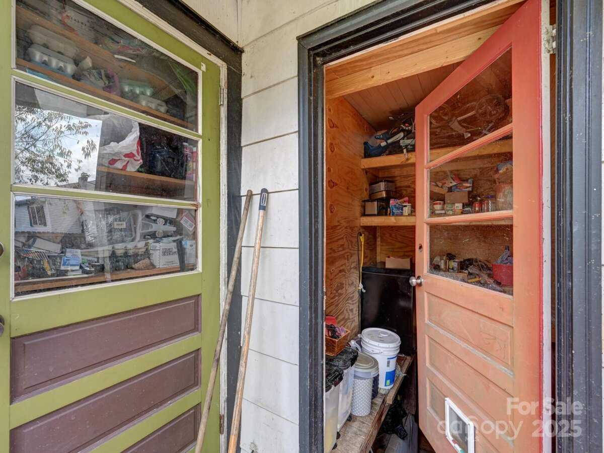 Flat Rock 13 4315949m