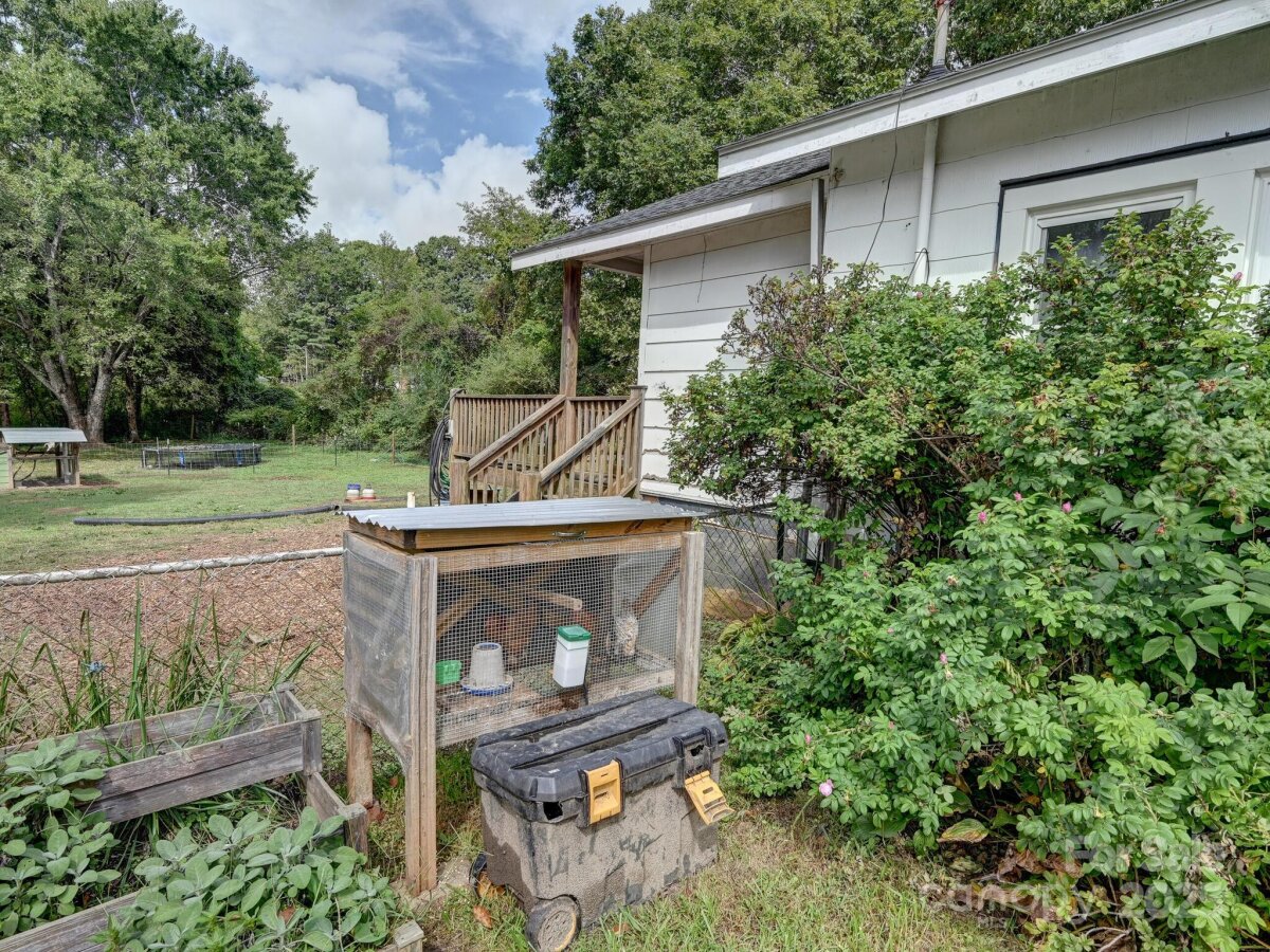 Flat Rock 17 4315949q