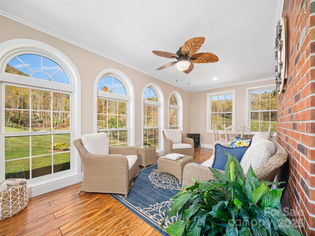 Burnsville 18 4315964r