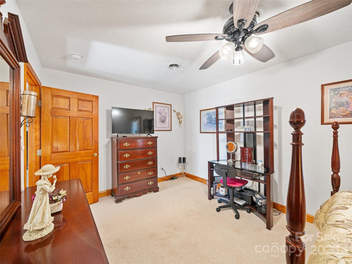 Burnsville 26 4315964z