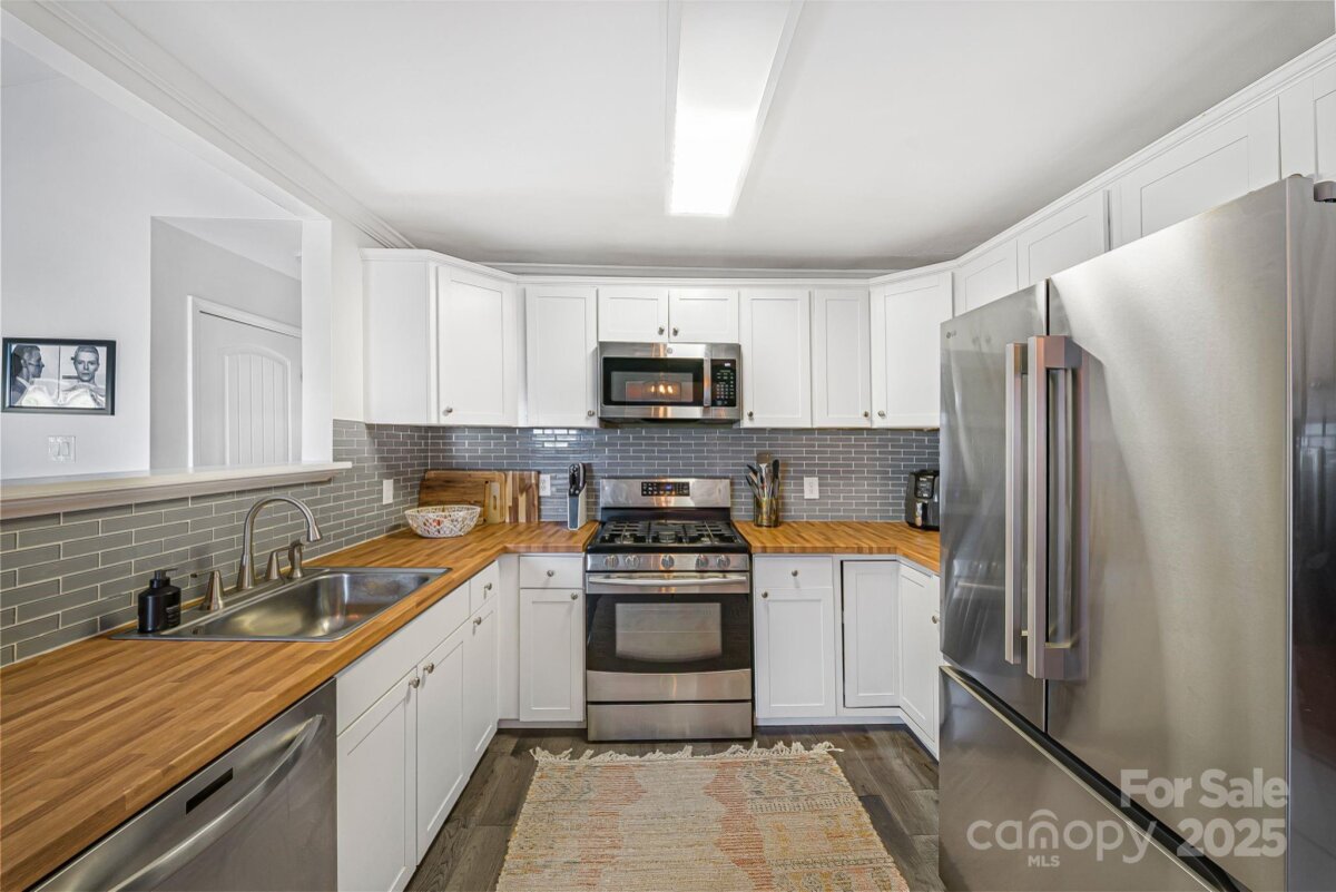 Avery Creek 11 4316013k