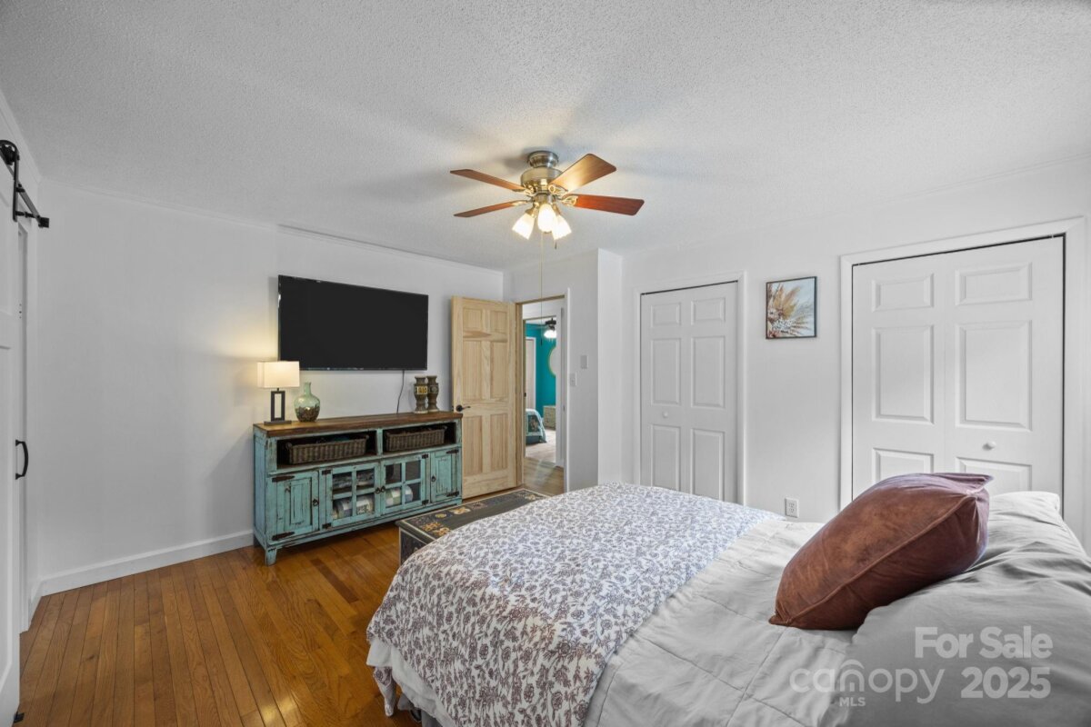 Leicester 23 4316347w