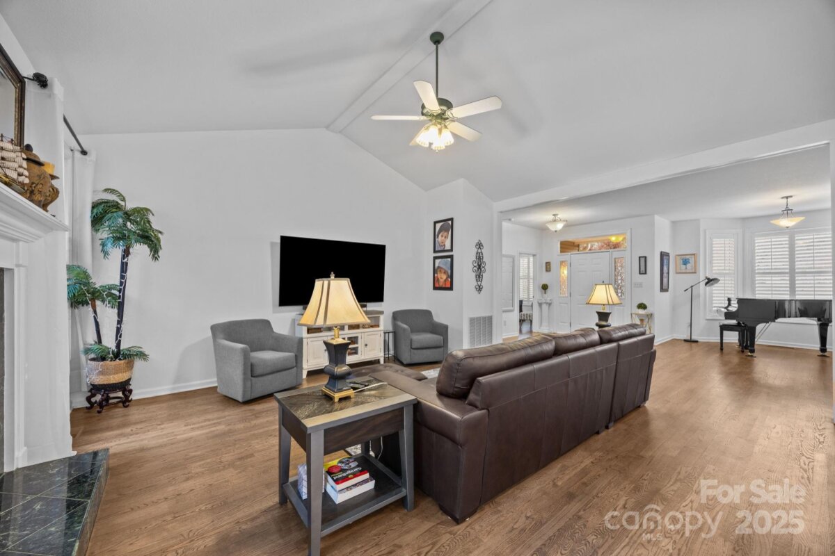 Fairview 16 4316586l