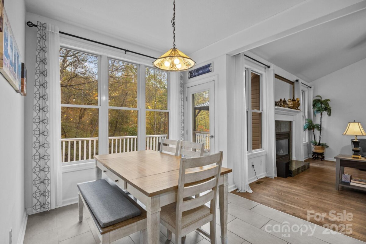 Fairview 20 4316586p