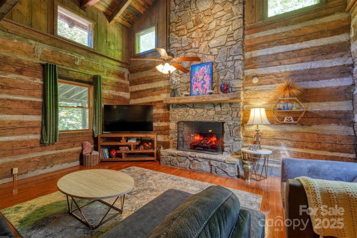 Mars Hill 10 4316790j