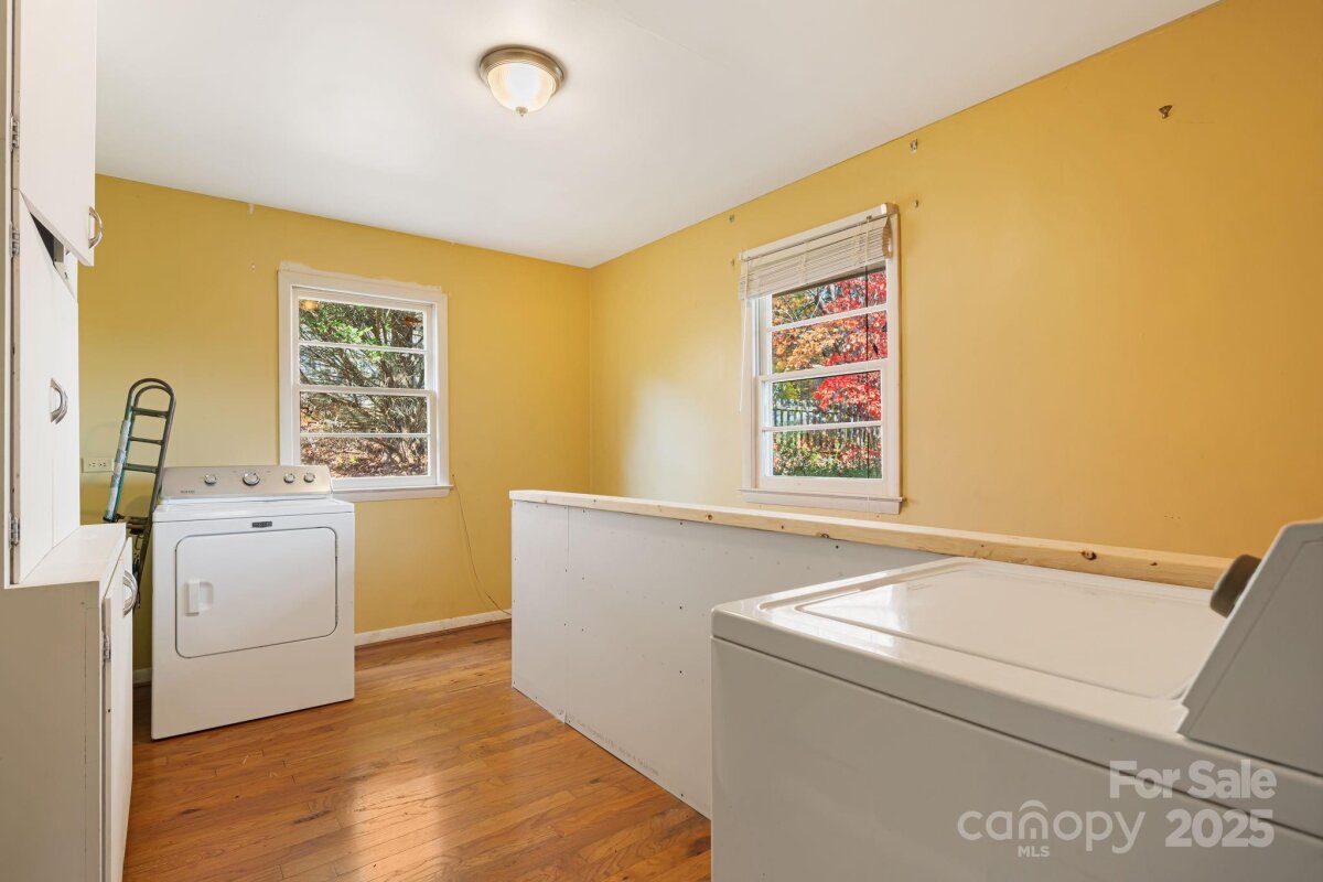 Mars Hill 16 4316807p