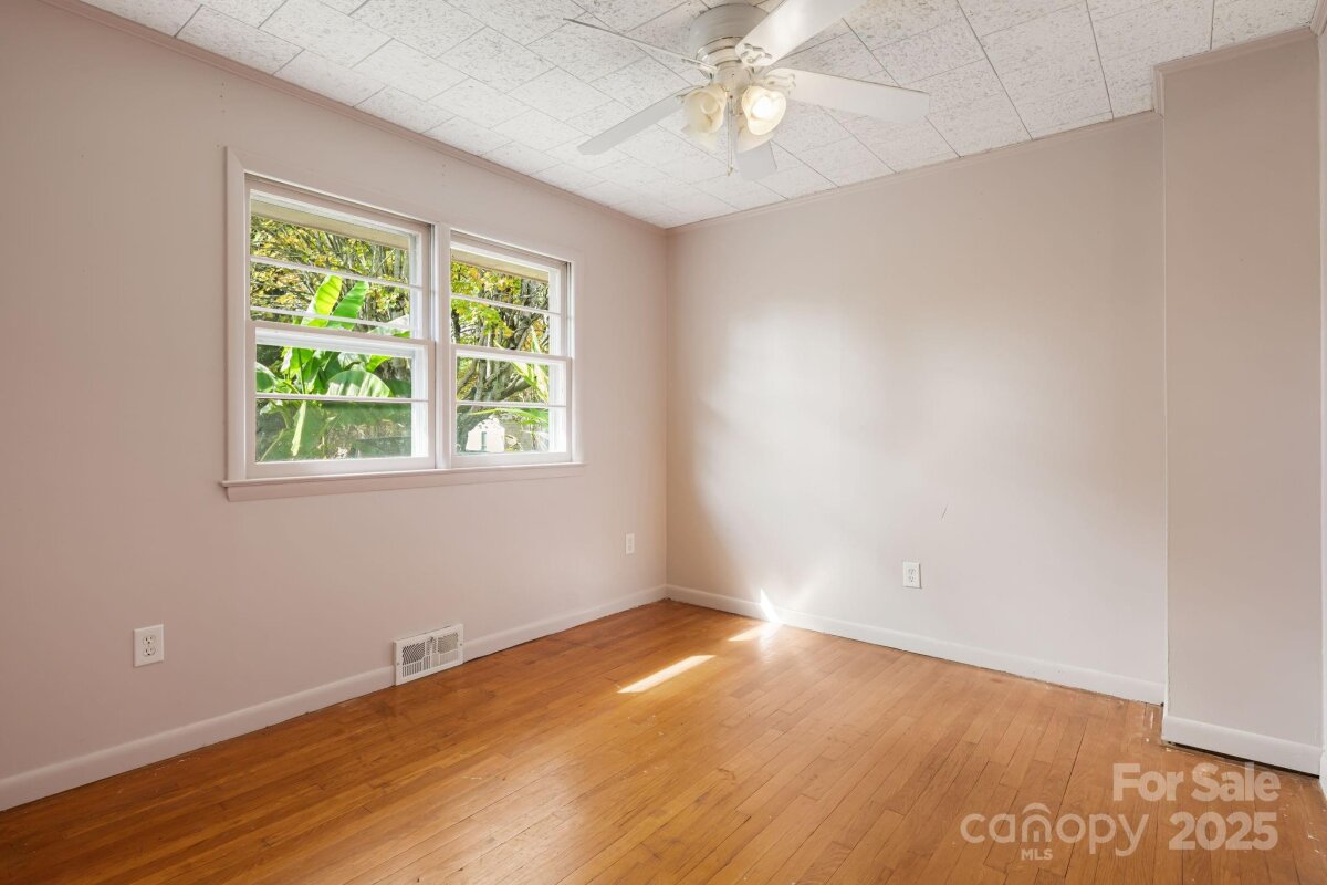 Mars Hill 21 4316807u