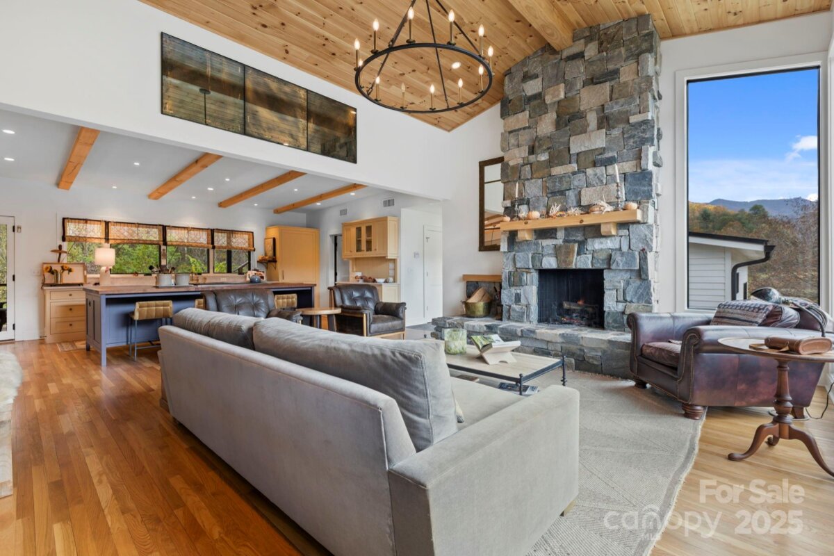 Weaverville 9 4316937i