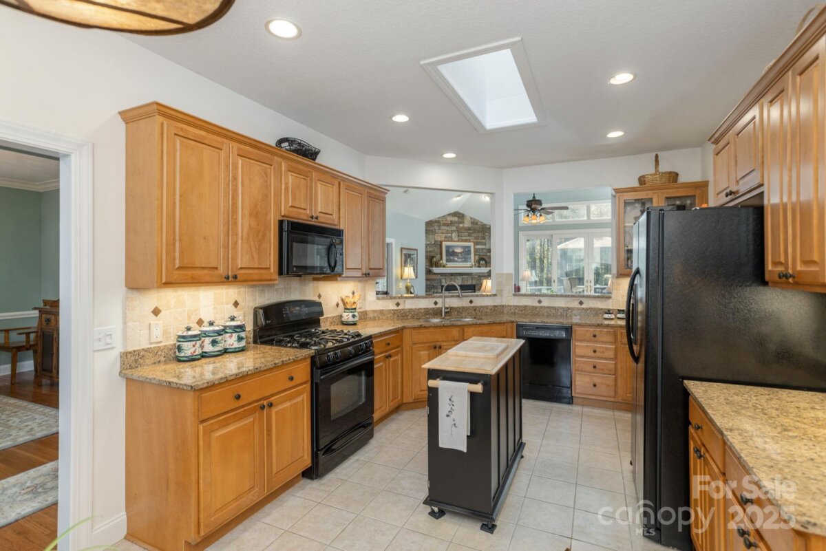 Flat Rock 17 4317018q