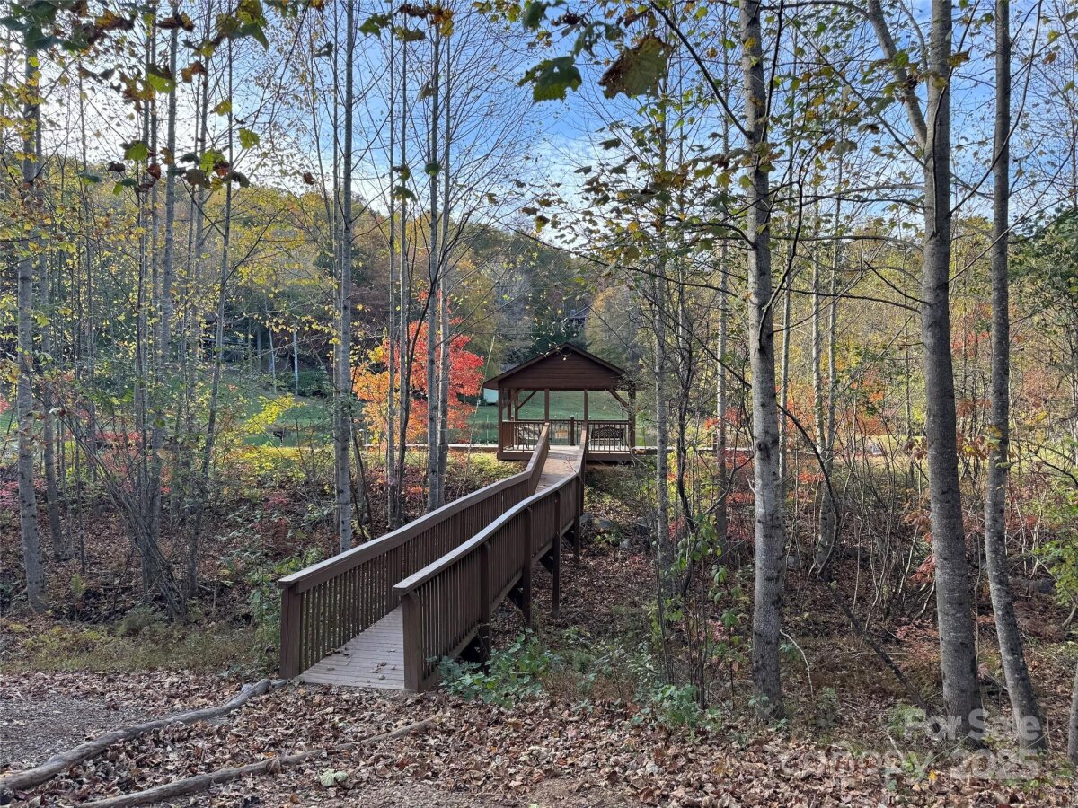 Avery Creek 15 4317077o