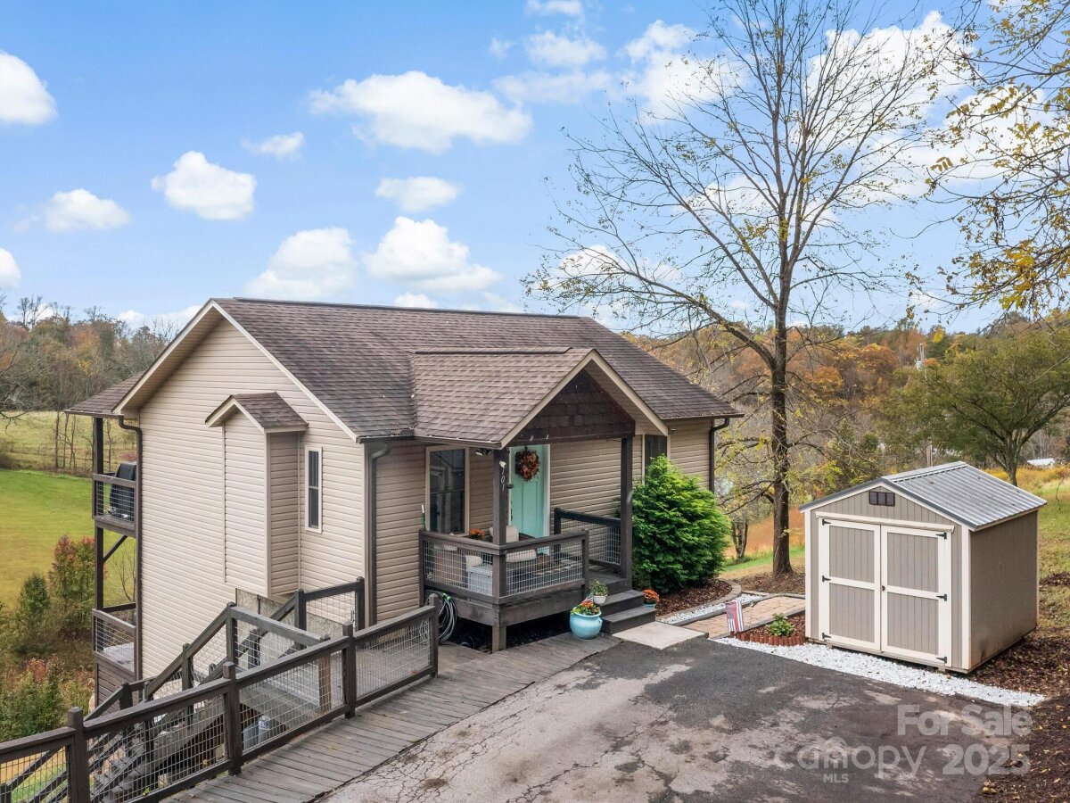 Weaverville 6 4317353f