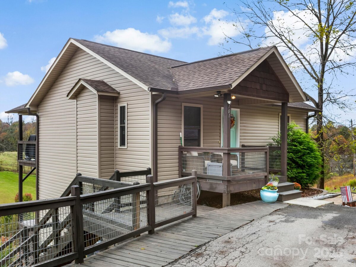 Weaverville 7 4317353g