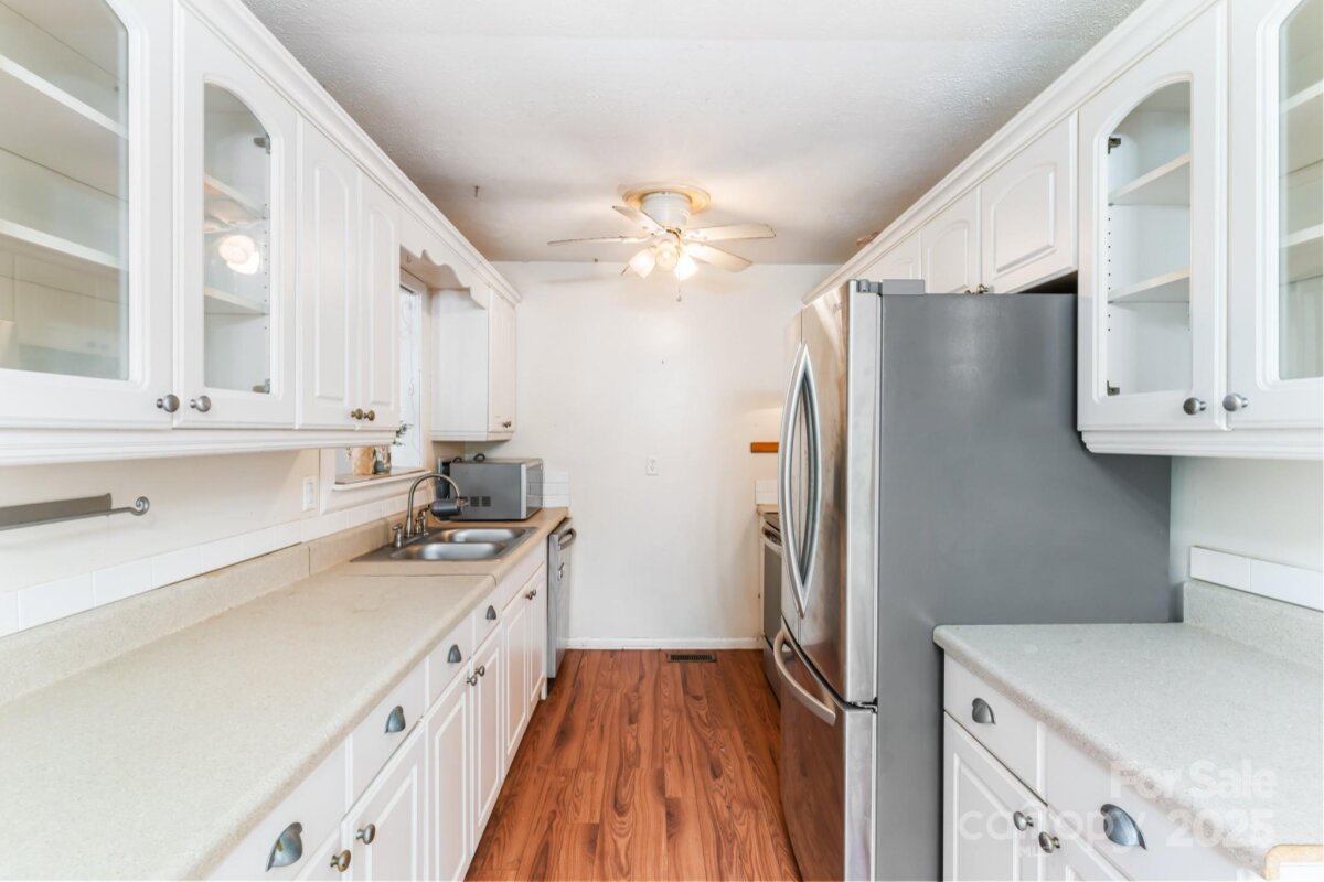 Fairview 19 4317483o