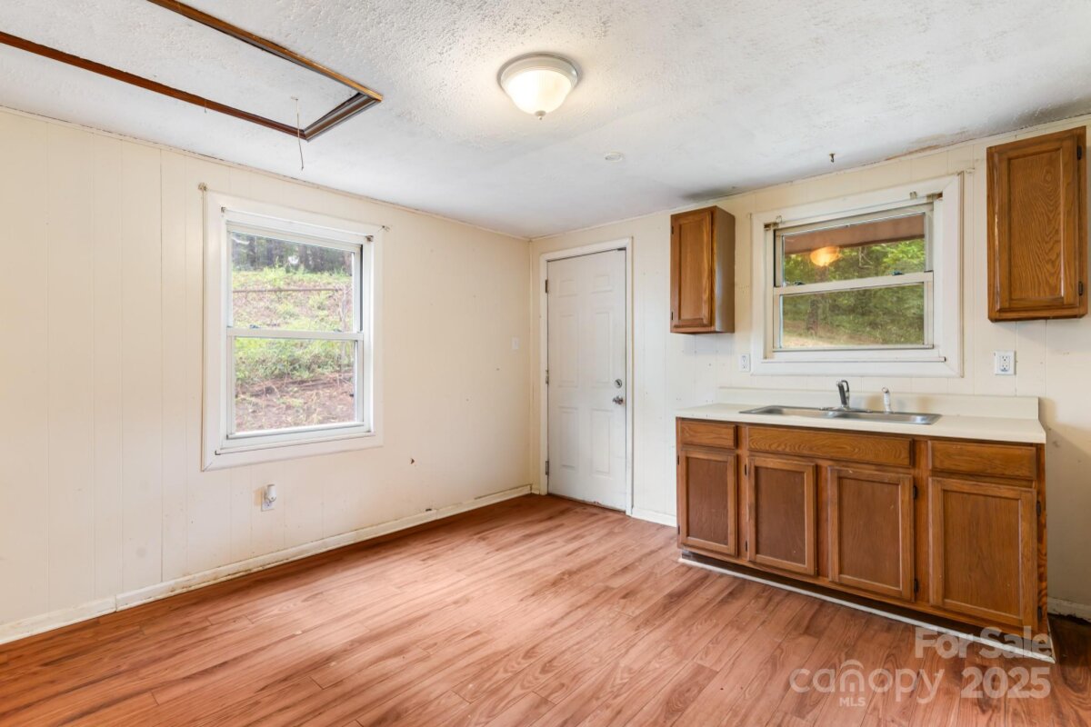 Fairview 25 4317483u