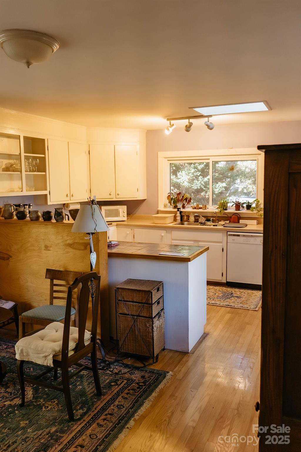 Kenilworth 14 4317525n