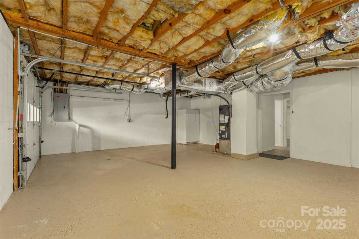 Leicester 16 4317548p