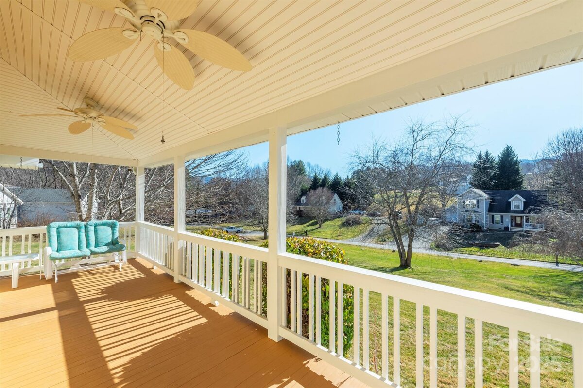 Waynesville 7 4318397g