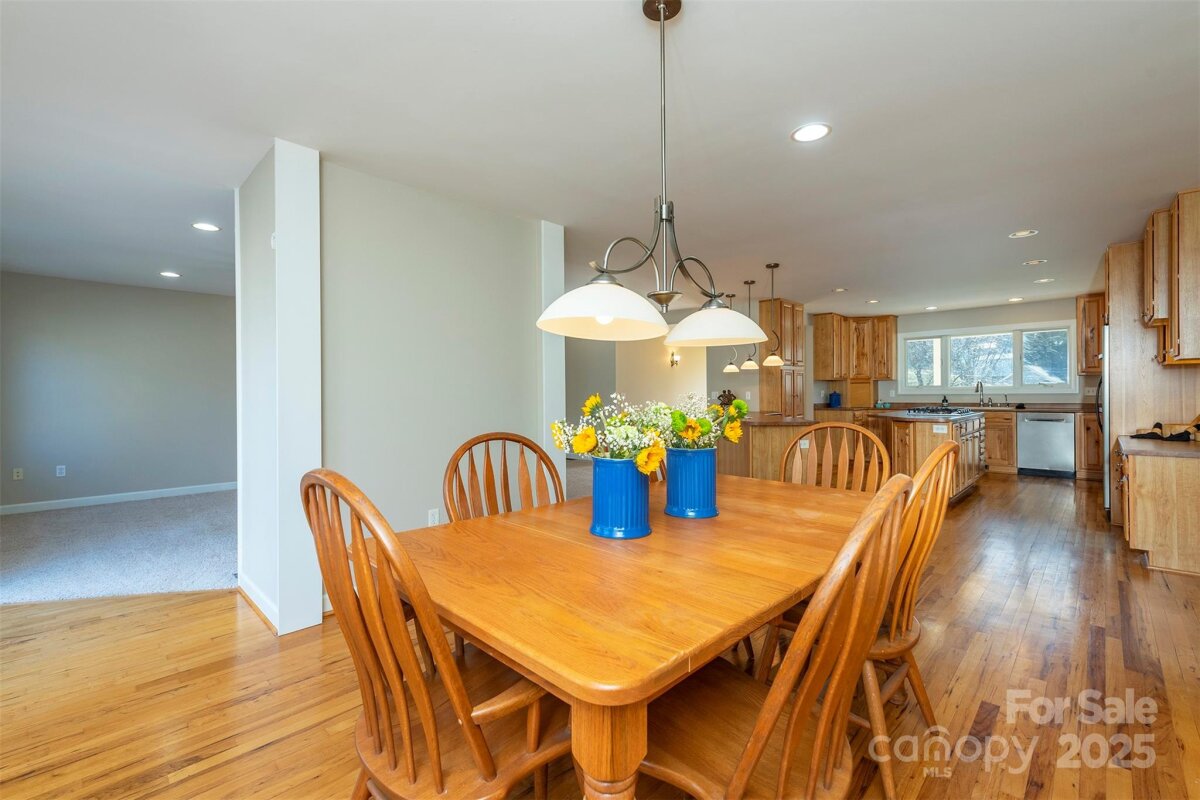 Waynesville 12 4318397l