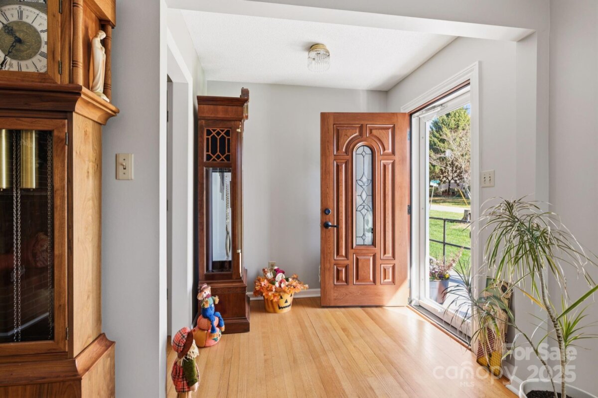 Haw Creek 8 4318510h