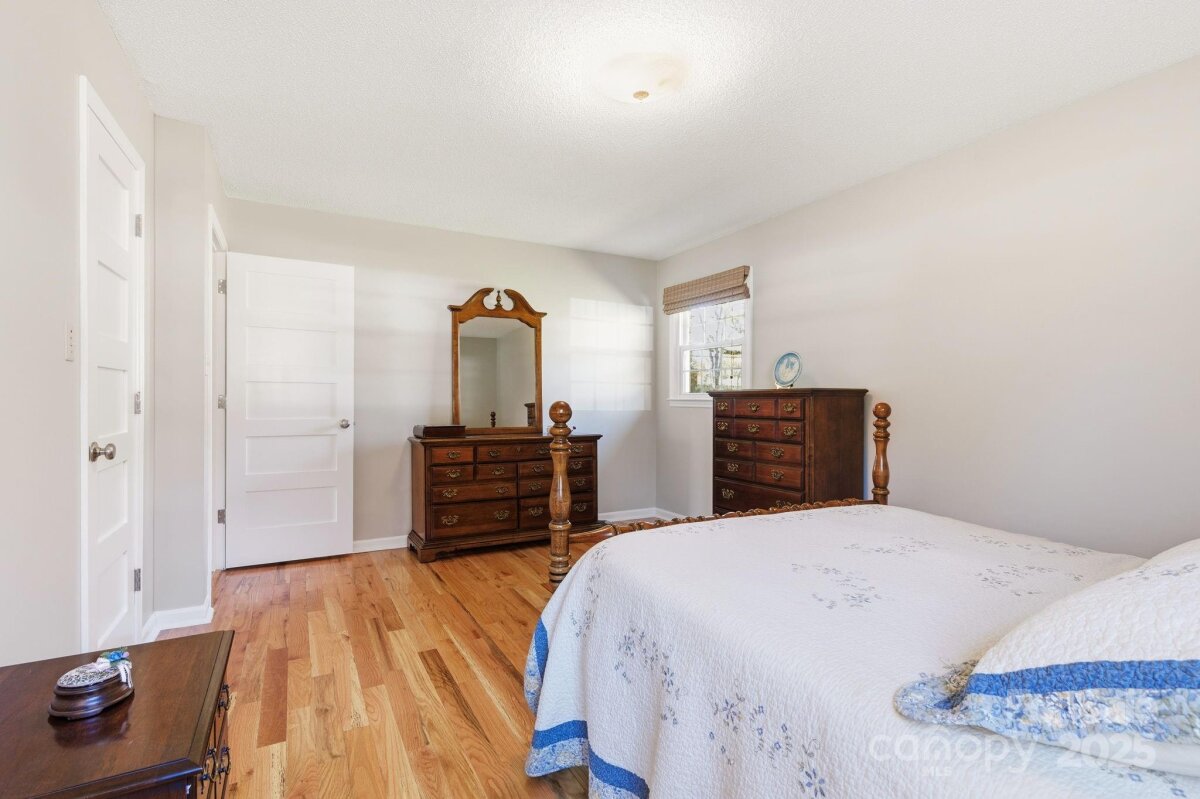 Haw Creek 21 4318510u