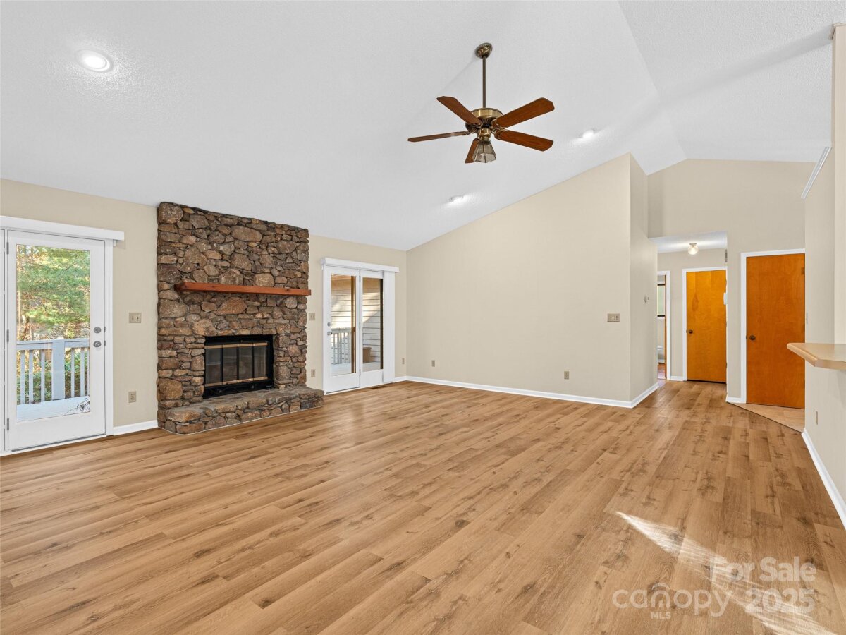 Avery Creek 6 4318893f