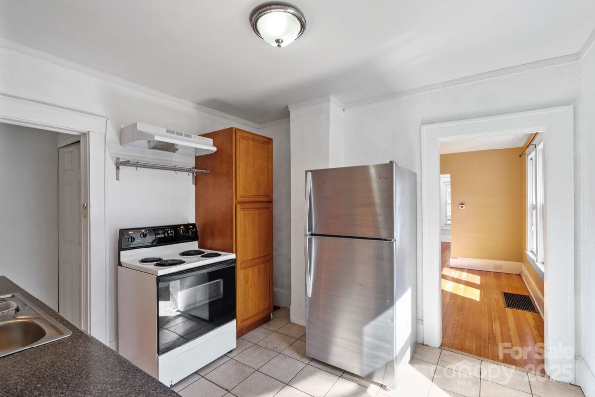 Five Points 13 4318906m