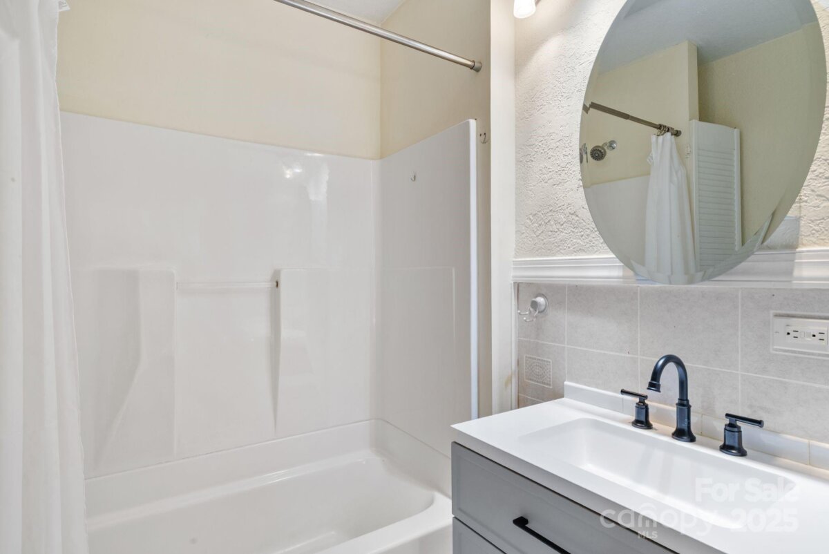 Five Points 21 4318906u