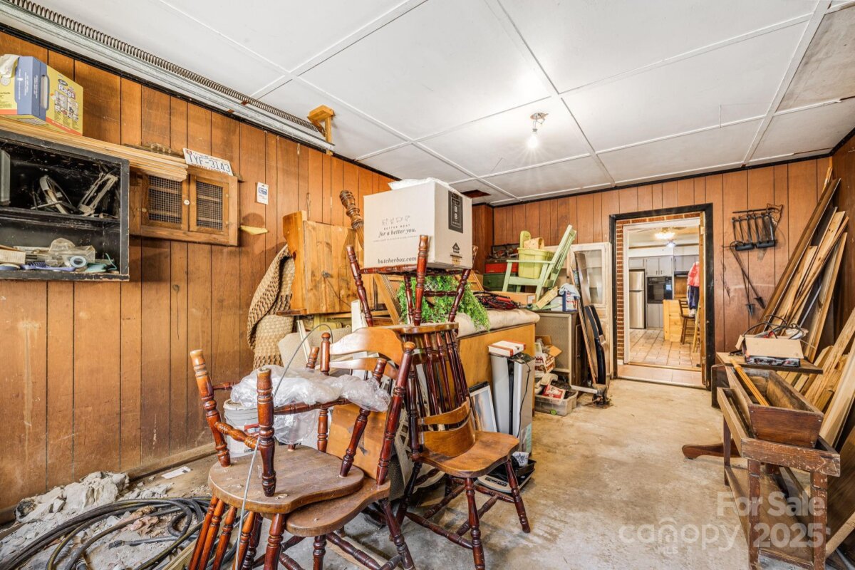 Mars Hill 23 4318922w