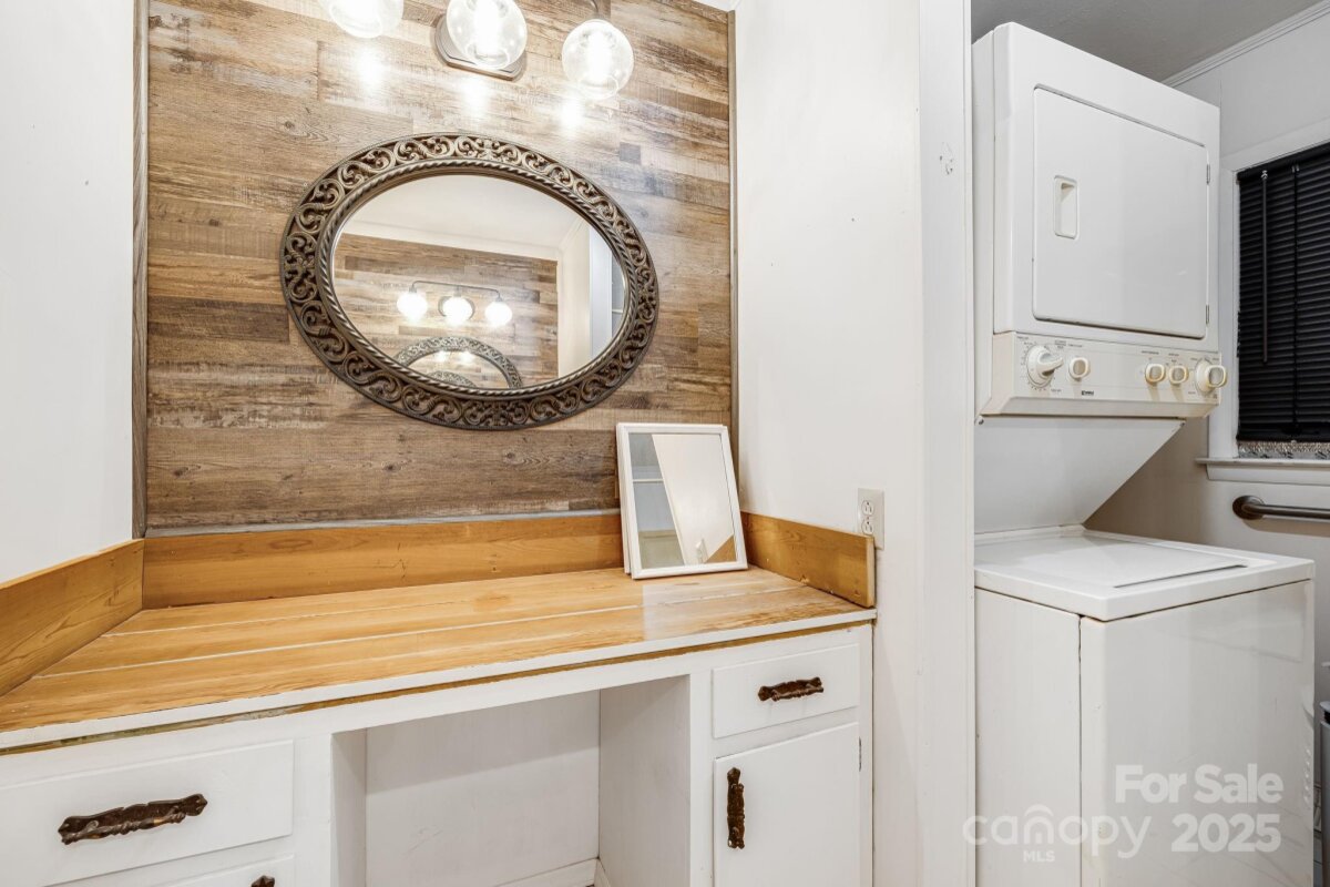 Mars Hill 25 4318922y